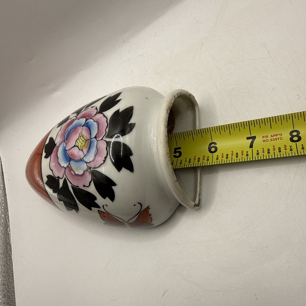 Vtg HAND PAINTED Flower Butterfly Design Porcelain Wall Pocket Vases Japan - Picture 7 of 7